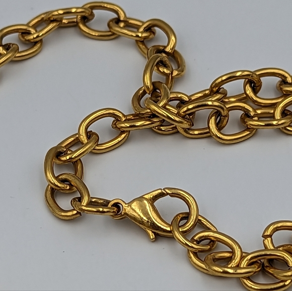 Statement Gold Tone Mid-Century Modern Fish Pendant 2.5" on a Long Chain 32' - Picture 8 of 10